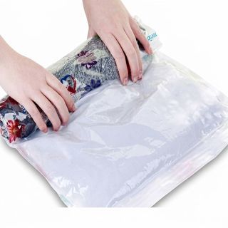 SAKU ถุงสูญญากาศแบบใช้มือม้วน BCY035 ขนาด 30x40x0.08ซม. สีใส แพ็ค 5 ชิ้น